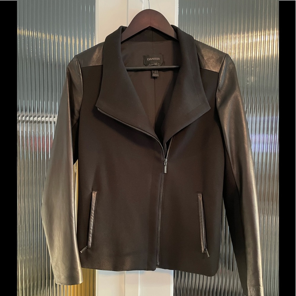 Leather sleeve jacket